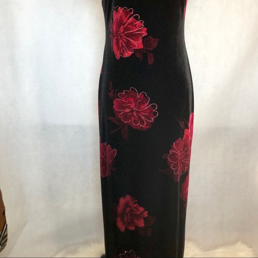 🎁🥂Arianna by Rachel Kaye Black Velvet Maxi Dress - Picture 4 of 8